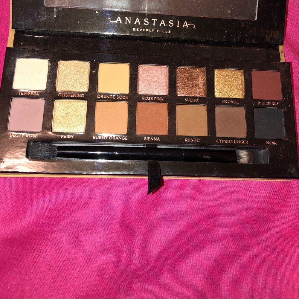 Soft Glam ABH